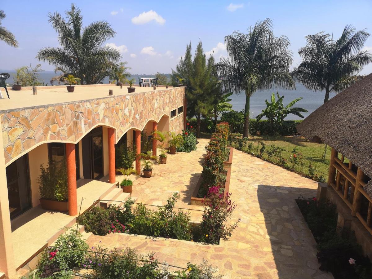Oslo Gardens Bed & Breakfast Entebbe Exterior photo